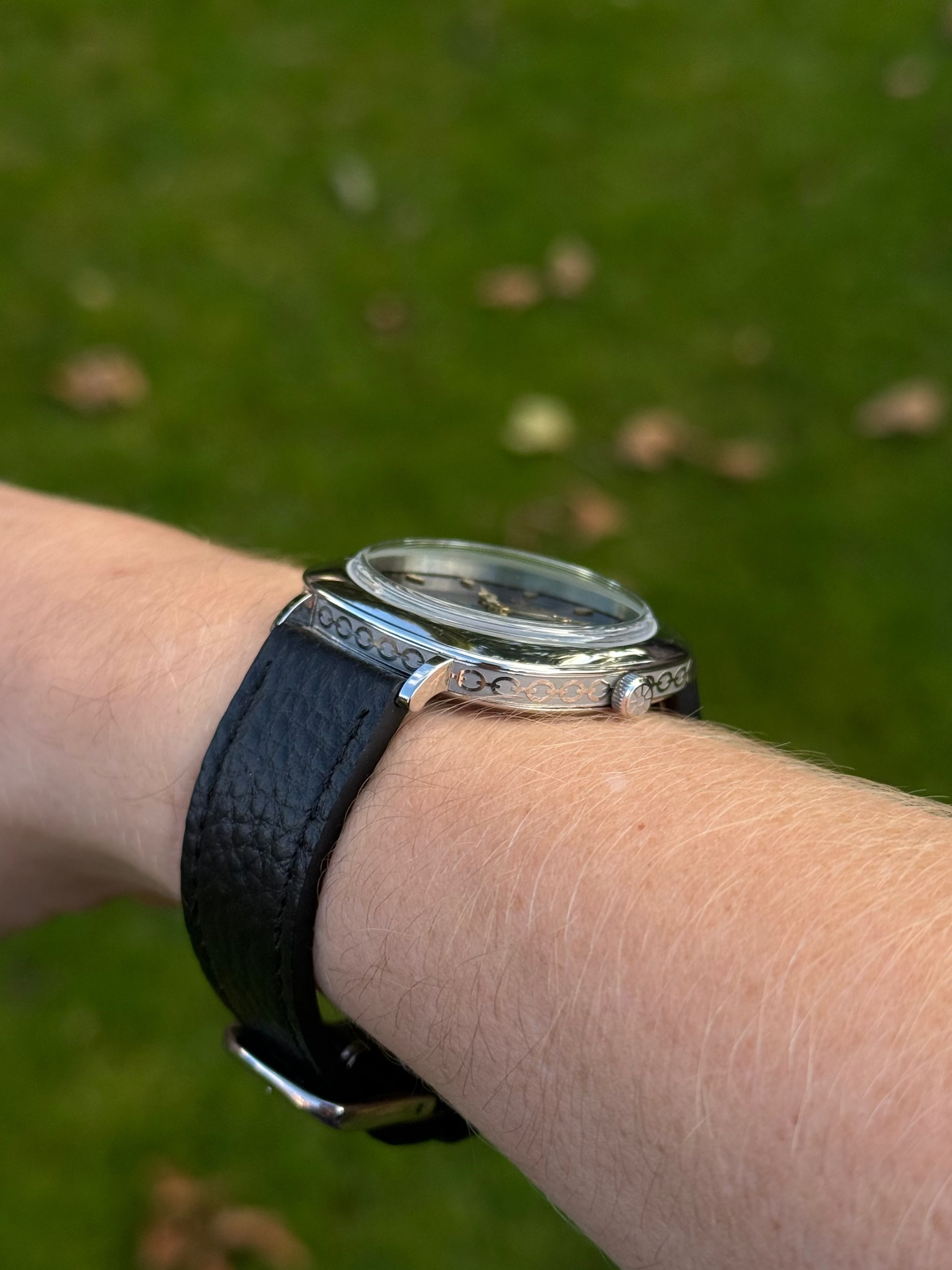 Shield Quartz - Black (First Edition)